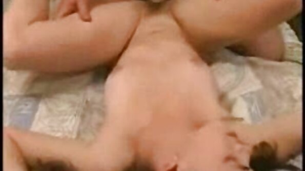 Blondiin ootas, kuni naine purjus, ja läks oma tüdruksõbraga tõsistesse tülli.