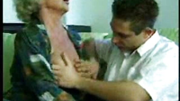 Et mitte ära tunda, näitas kutt ja tema tüdruksõber videokaamera ees oma koduseksi, mille käigus matšo näpu sõbranna tagumikku pistab.